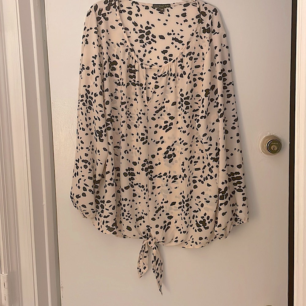 NWOT West Kei Casyia Front Tie Blouse